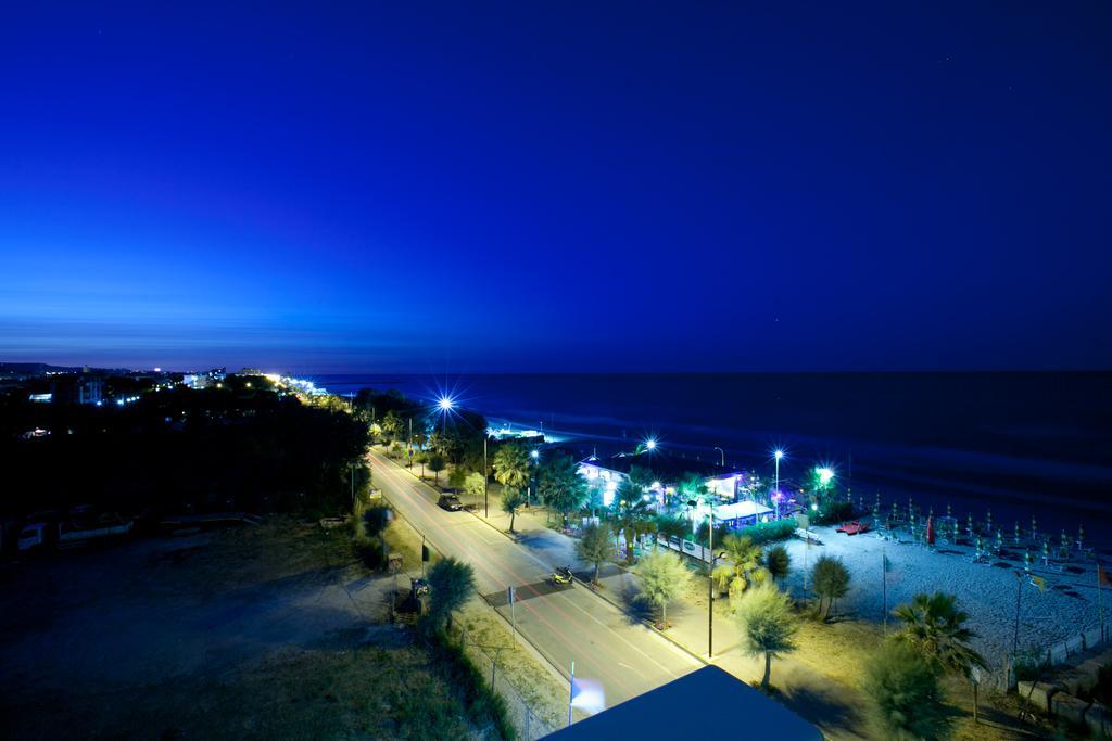 Hotel Belvedere Martinsicuro Εξωτερικό φωτογραφία