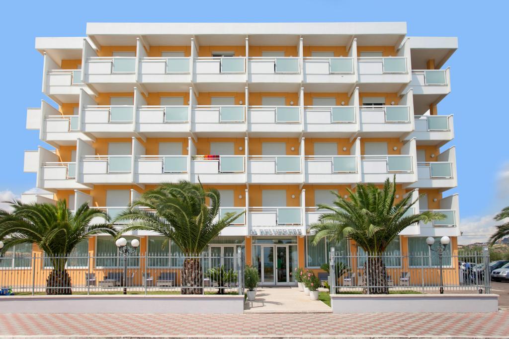 Hotel Belvedere Martinsicuro Εξωτερικό φωτογραφία